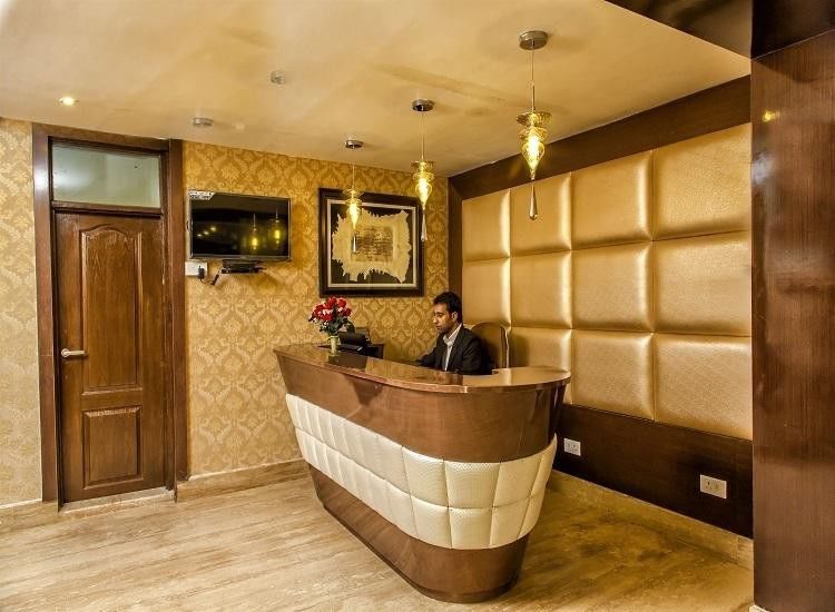 The Pride Inn Srīnagar Екстериор снимка