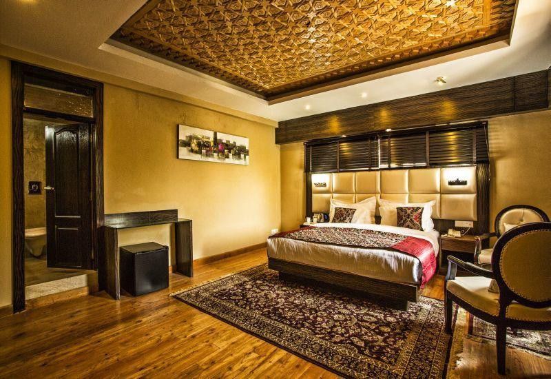 The Pride Inn Srīnagar Екстериор снимка