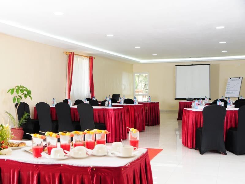 The Pride Inn Srīnagar Екстериор снимка